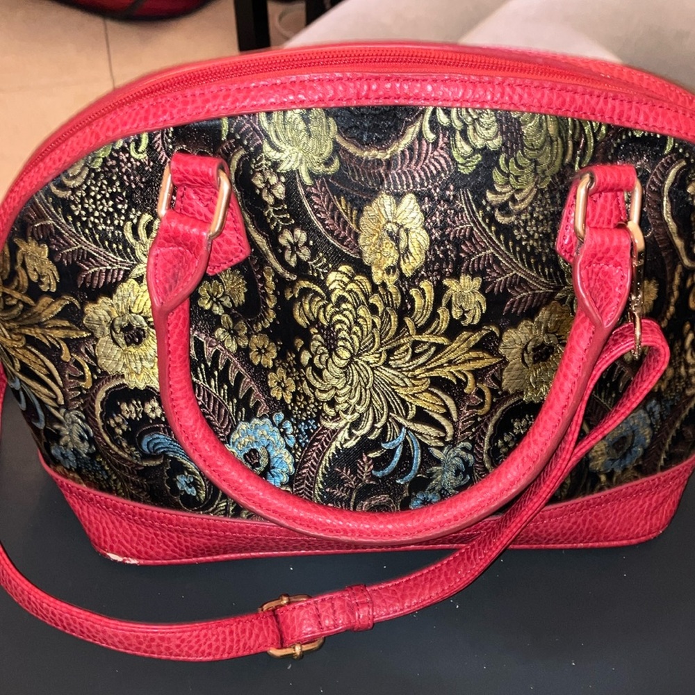 Elegant Red and Gold Floral Handbag